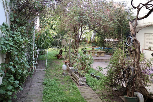 Casa En Venta Moron Centro En Terreno De 10 X 30 Fot 2