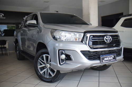 Toyota Hilux 2.7 SRV 4X2 CD 16V FLEX 4P AUTOMÁTICO