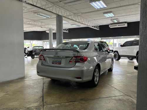 Imagen 4 de 14 de Toyota Corolla Gli Automatico