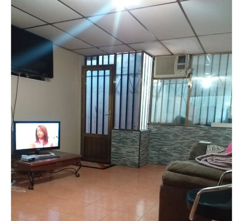 Imagen 10 de 21 de Casa Calle Negro Primero C/c Las Brisas
