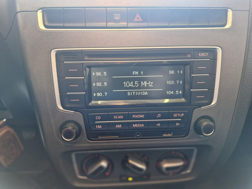 Volkswagen Fox 1.0 MI 8V FLEX 4P MANUAL
