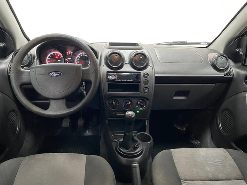 Ford Fiesta 1.0 ROCAM HATCH 8V FLEX 4P MANUAL