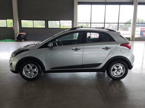 Hyundai HB20X HB20X 1.6 16V PREMIUM FLEX 4P AUTOMÁTICO