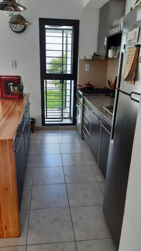 Imagen 9 de 20 de Duplex En Venta En La Plata