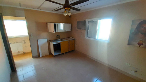 Venta - Casa + Dpto. En Guadalupe Oeste