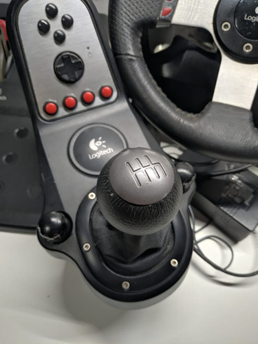 Volante Logitech G27, Com Pedais E Câmbio C/ Nf C/ Garantia (Usado)