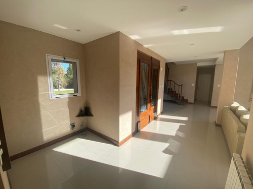 Casa En Venta En Campos De Roca