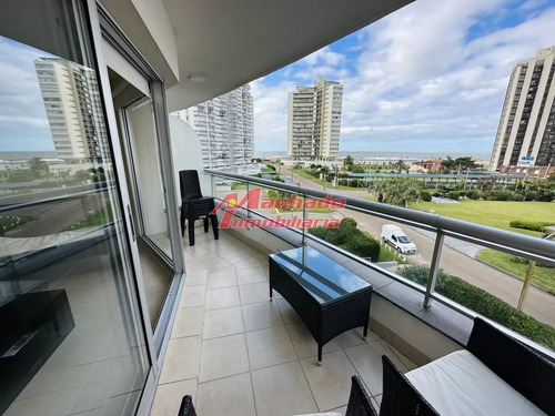  Apartamento En Venta De Dos Dorm. En Punta Del Este