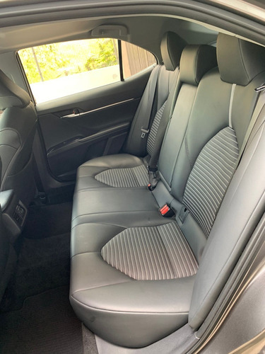 Imagen 14 de 15 de Toyota Camry 2019 Se