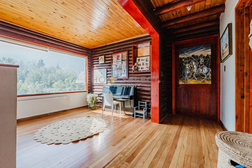 Casa Condominio, Con Gran Entorno En La Naturaleza