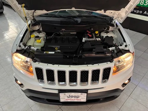 Jeep Compass 2.4 Latitude 4X2 At