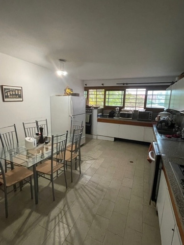 Imagen 16 de 30 de Se Vende Casa 750m2 7h+2s/8b+2s/2p Prados Del Este 0005