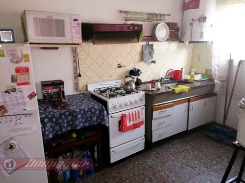 Imagen 6 de 11 de Casa En Venta En Castelar