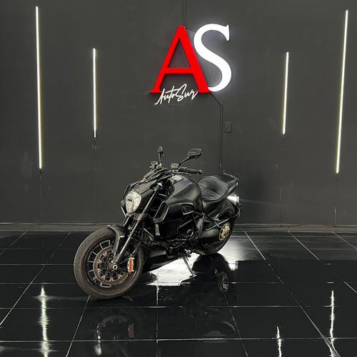 Ducati Diavel Nmb 2015