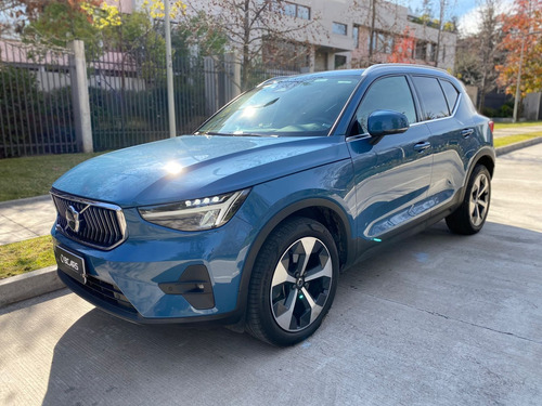 Volvo XC40 B4 Plus 2.0