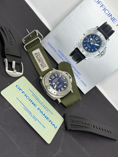 Panerai Luminor Submersible La Bomba 1000m Ref Pam00087 44mm Preto Prateado Azul-aço (Usado)