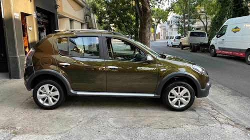 Renault Sandero Stepway 1.6 Privilege Nav Año 2013 Km 86000
