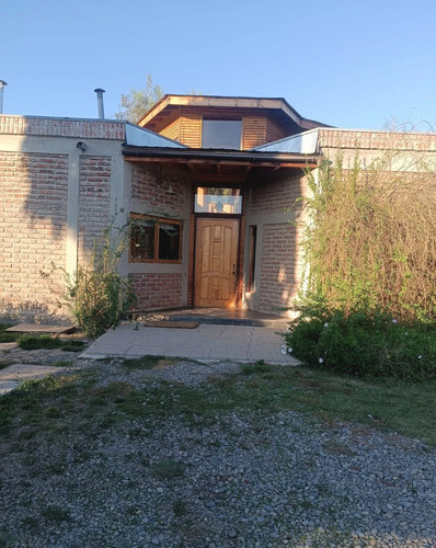 Parcela Casa De 250mts2 Construido 4d4b Comuna Padre Hurtado