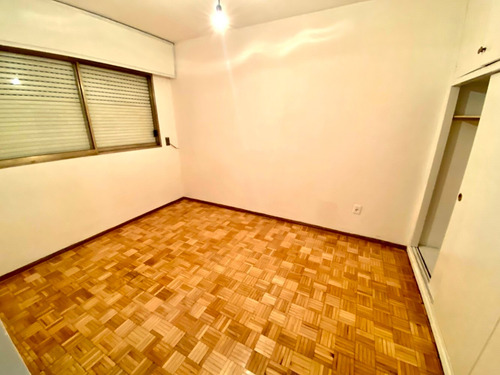 Imagen 4 de 14 de Alquiler Apartamento U Oficina Centro 1 Dormitorio Patio