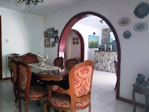 Imagen 5 de 14 de Casa En Urb. Trigal Norte