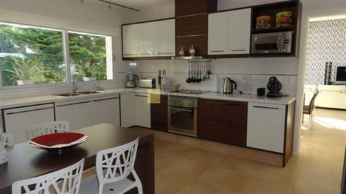 Imagen 11 de 30 de Venta De Casa De 4 Dormitorios En Boulevard Park