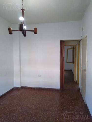 Imagen 10 de 12 de Ph - 2 Amb - Al Frente - Permuta - Morón - Venta - Patio - Departamento - Planta Baja