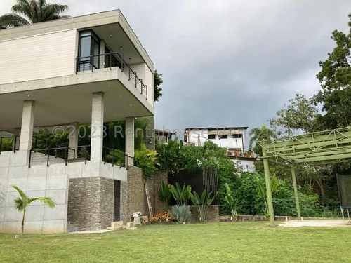 Casa En Venta La Lagunita Lp