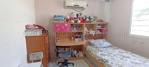 Imagen 16 de 30 de Apartamento En P/b De 3h, 2b, S/c En Venta En Cabudare, Resd. La Llovizna, Cod. 22-10621. Arnaldo López, Tlf. 04245257450, Lara, Venezuela
