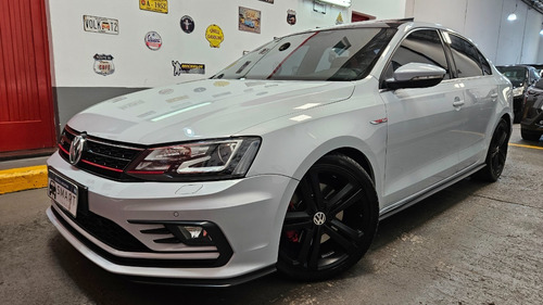 Imagen 25 de 25 de Volkswagen Vento Gli 2017 2.0 Tsi At Smart Garage