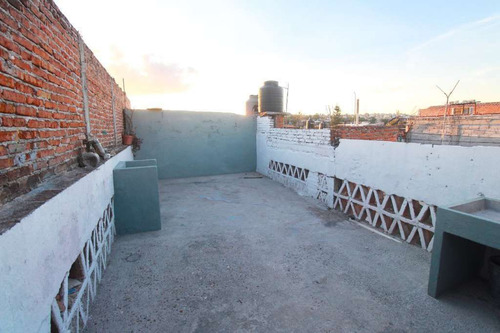 Casa Para Remodelar En Venta Cerca Del Centro De San Miguel: Guadalupe