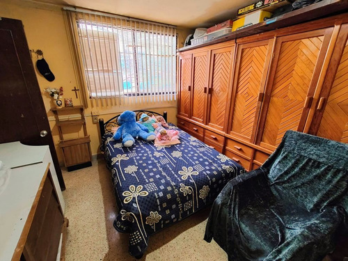 ¡increíble Oportunidad! Propiedad Multifamiliar Con Potencial De Desarrollo En Azcapotzalco