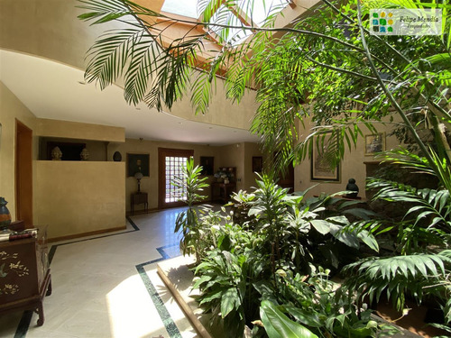 Casa En Venta De 4 Dorm. En Las Condes