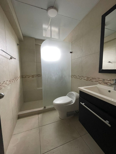 Imagen 12 de 12 de Apartamento En Alquiler Con Línea Blanca En Gascue