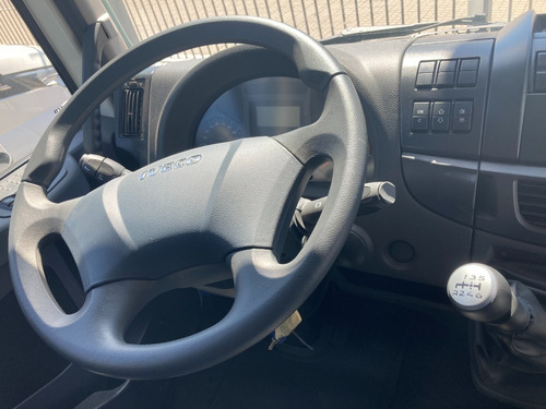 Iveco Tector 11190 Con Furgon Seco Facchini