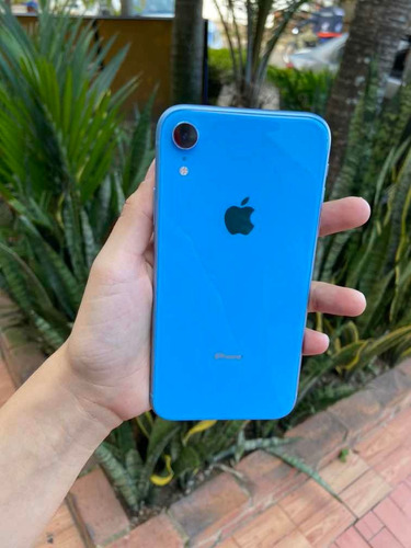 iPhone XR Blue- 128 Gb