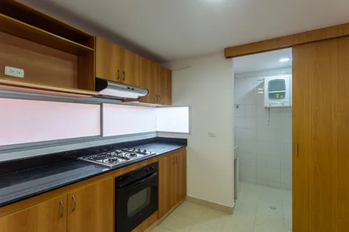 Apartamento En Arriendo En El Tesoro. Cod A20252