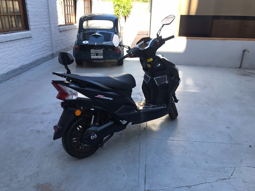 Imagen 4 de 6 de Moto Electrica Sunra Anger 2022 Expoeste