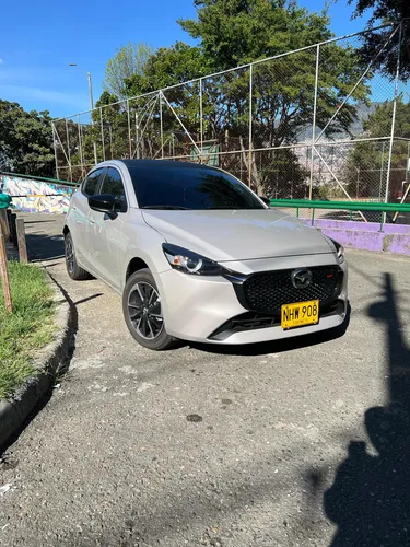 Mazda 2 Grand Touring Lx Carbon Edition
