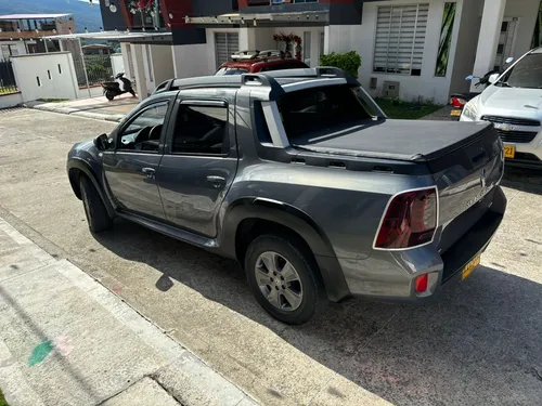 Renault Duster Oroch 2.0 Expression At