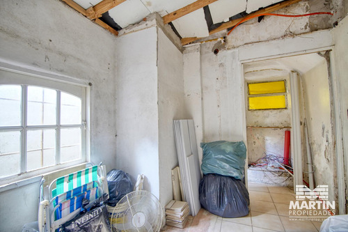 Casa Ph 3 Dptos De 2 Ambientes Cada Uno, Excelente Ubicacion 4 Cuadras De Av.