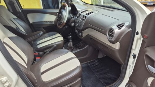 Fiat Grand Siena 1.6 16v Sublime Flex 4p
