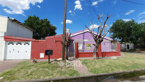 Ph S/exp Y C/entr Indep En Savio Y Lanus - Frente T/a Nuevo Garage Apto Prof - Banfield