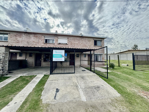 Vivienda De 3 Dormitorios Con Patio En Complejo