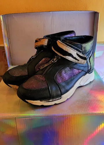 Zapatillas sarkany con brillos new arrivals