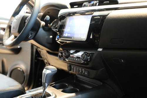 Toyota Hilux Pick-up 2.8 Cd Srx 204cv 4x4 At