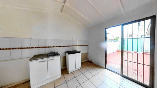 Se Vende Casa, 4 Dorm + 2 Baños. La Serena