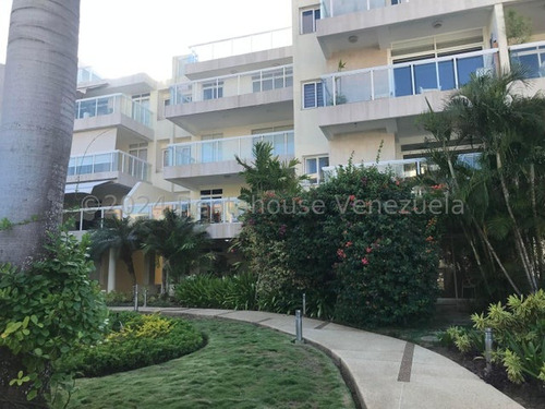Venta De Apartamento En Playa Moreno Detras De El Hotel Tibisay Pampatar
