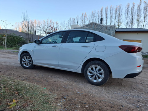 Chevrolet Onix plus 1.2 Lt Tech