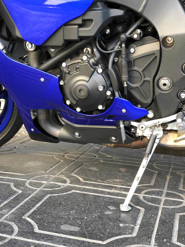 Yamaha Yzf R1