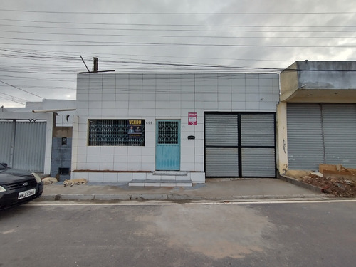 Casa Com 4 Quartos 2 Banheiros